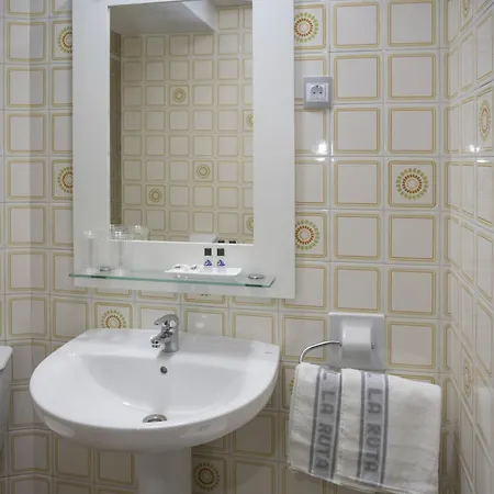 La Ruta Hotel *