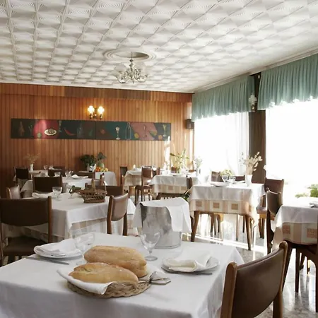 酒店 La Ruta 塔皮亚德卡萨列戈